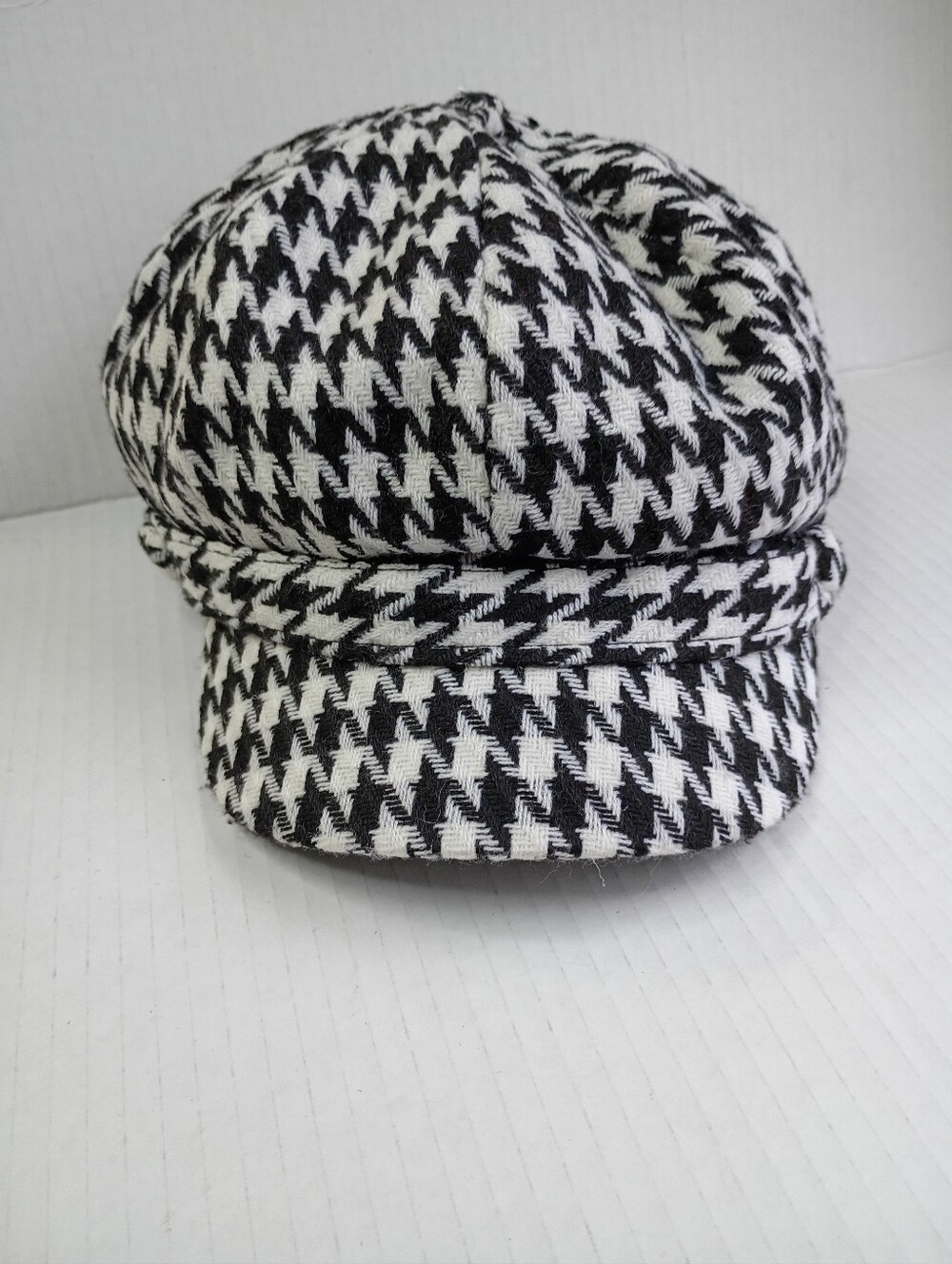 Vintage Houndstooth News Boy Cap Women's OSFM Hat Black/White Acrylic - Picture 4 of 11